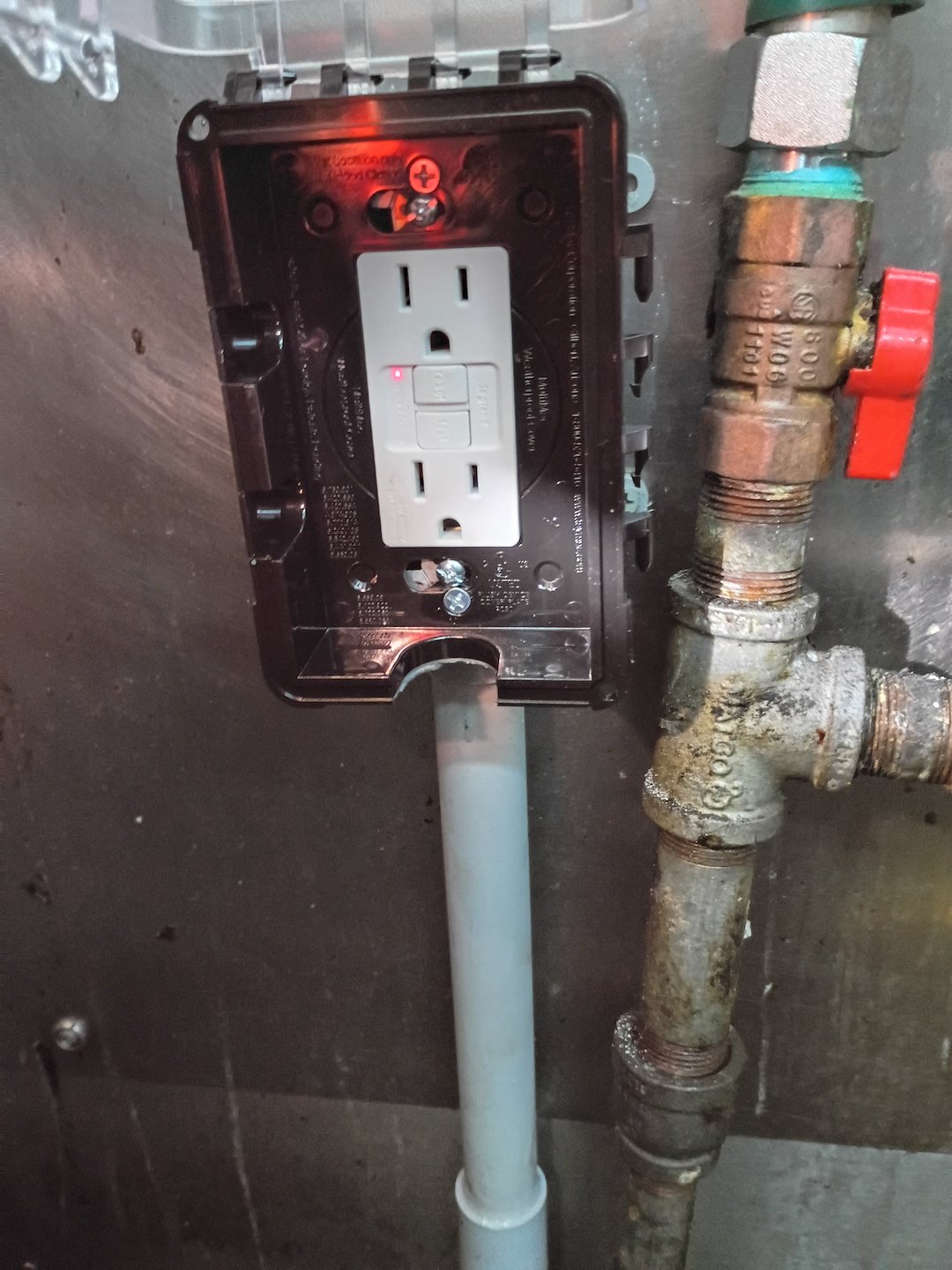 Affordable Kenner, LA. Electrician Helping Homeowners With Electrical Repairs Thumbnail