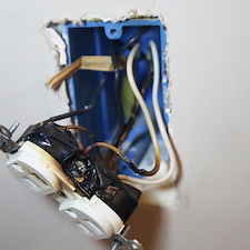 Award-Winning-Marrero-Electrician-Delivering-Top-Quality-Electrical-Repairs-to-Homeowners-in-the-Acadiana-Trace-Neighborhood 0