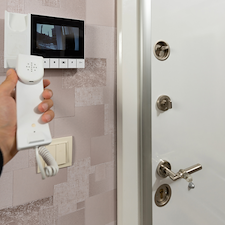 Locally-Owned-and-Operated-MK-Electric-Man-Your-Trusted-Electrician-in-Woodmere-LA-Giving-Homeowners-Expert-Residential-Electrical-Wiring-Repairs 1