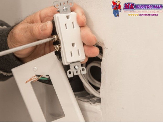 Why Whole House Rewiring Is Important for Older New Orleans Homes Thumbnail